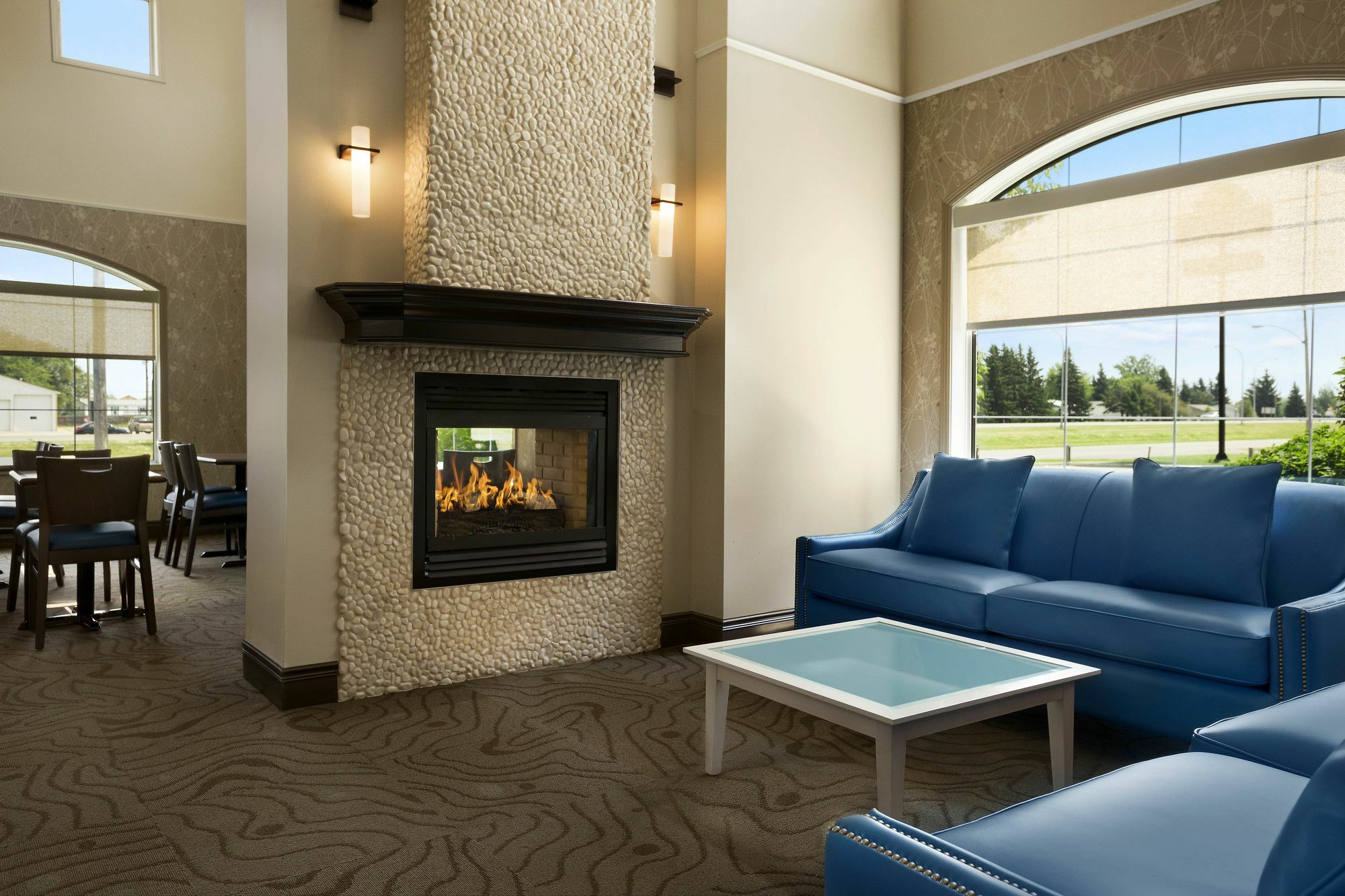 Days Inn & Suites By Wyndham ברנדון מראה חיצוני תמונה